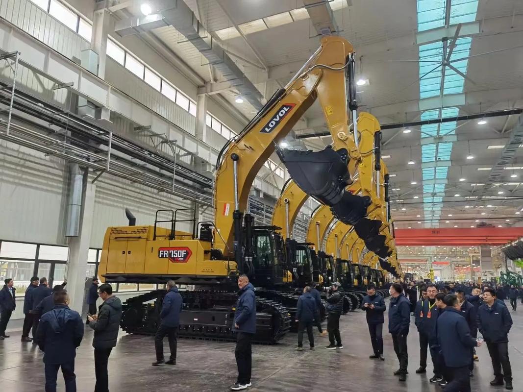 濰柴智慧重工新工廠 智能科技引領(lǐng)，年產(chǎn)逾兩萬臺高能工程機(jī)械